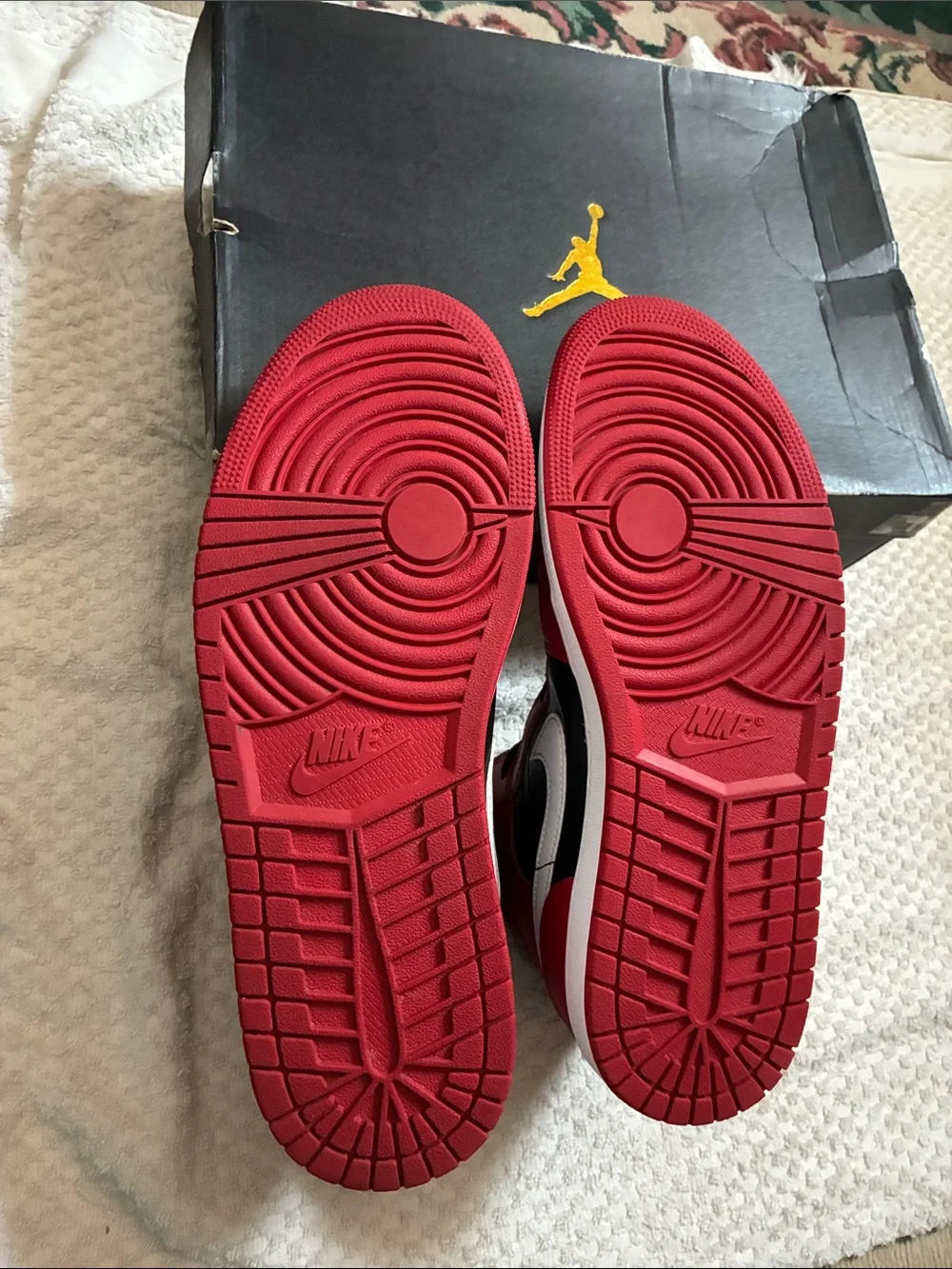 Jordan Black and White Shoe Box Label